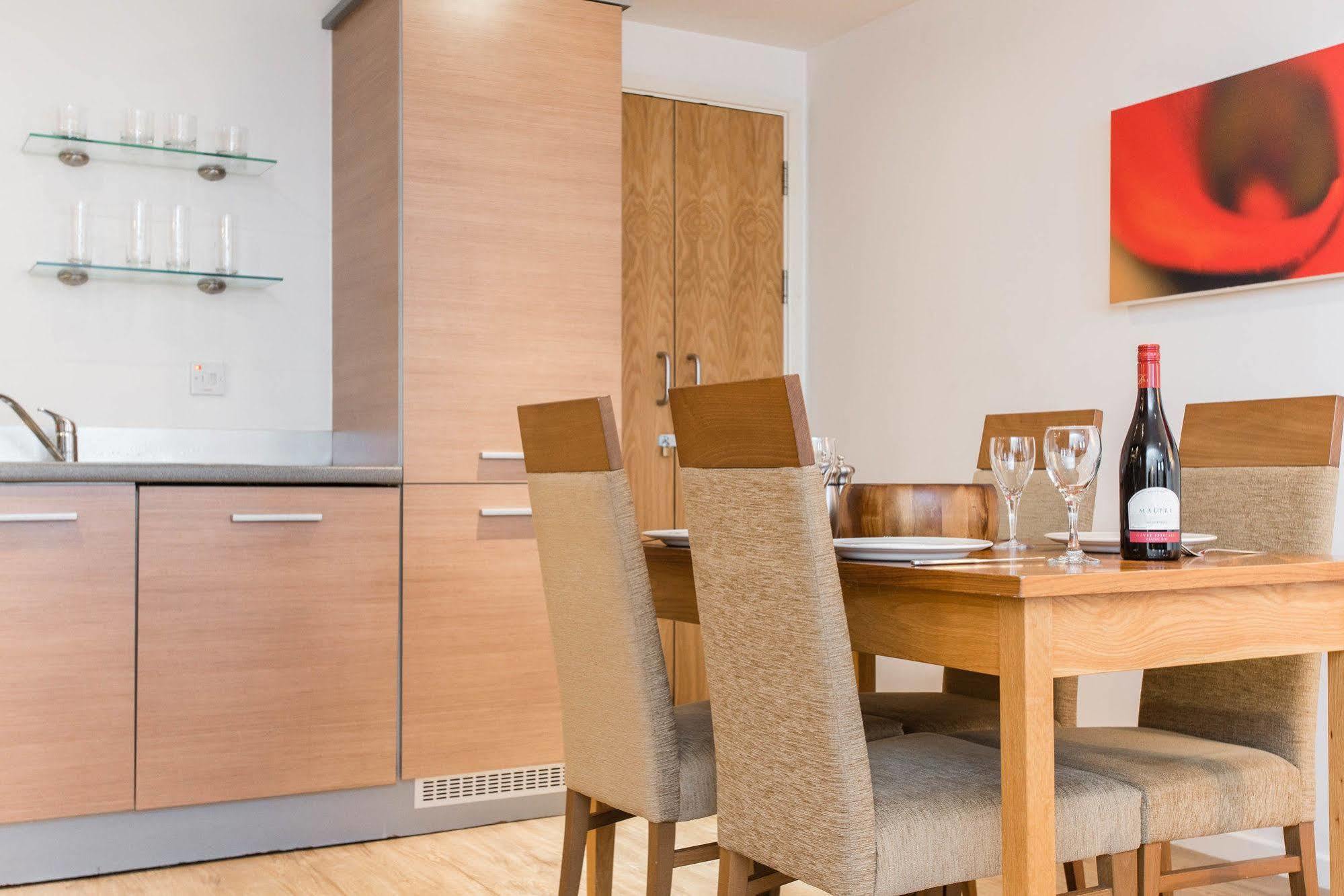 Premier Suites Newcastle Exteriör bild